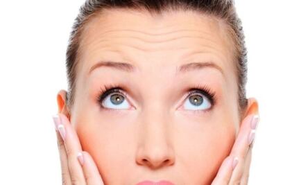 Tips para evitar las arrugas en el rostro 