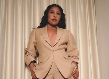 Yalitza Aparicio luce top crochet y jeans, outfit ideal para primavera