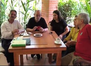 AMLO prepara discurso del sábado con “poesía” en su finca "La Chingada"