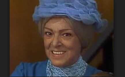 Subastarán en 1 mdp el vestido de "La bruja del 71"