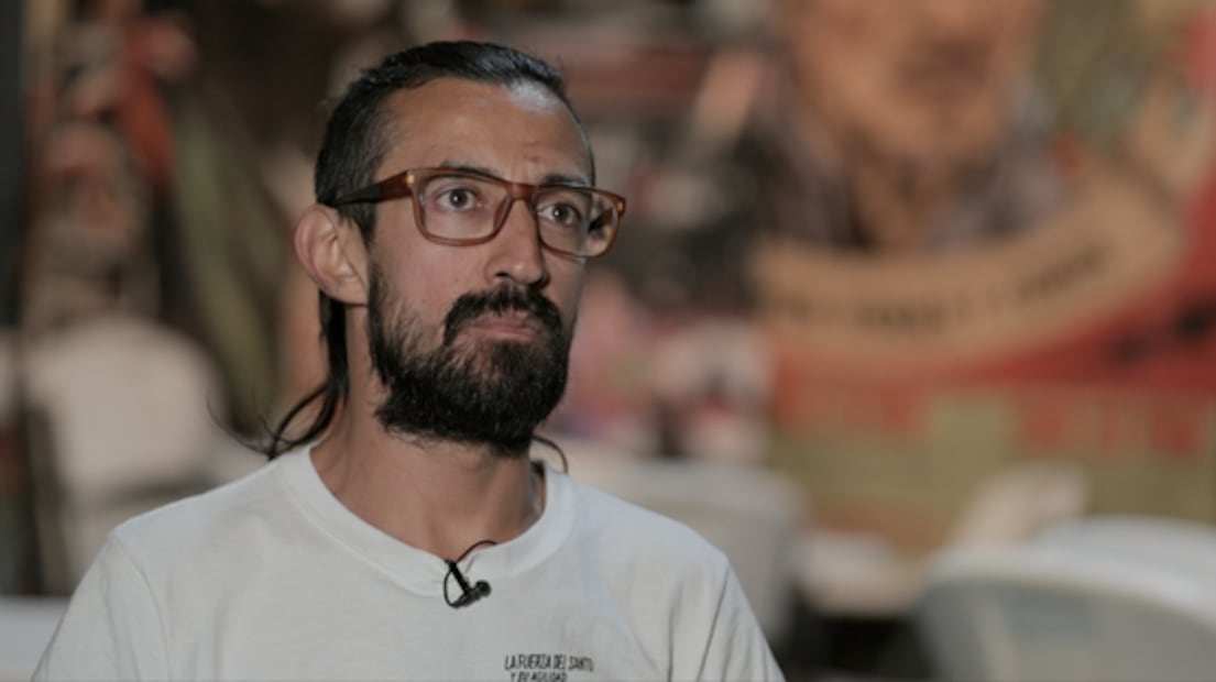 Hombres necios van por deconstruir el machismo