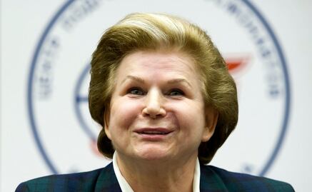 La primera mujer que voló al espacio cumple hoy 80 años