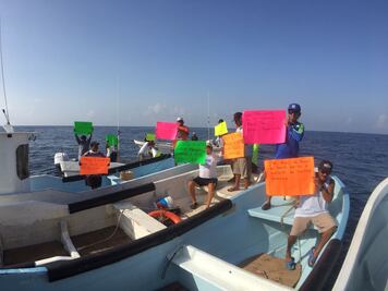Pescadores protestan en Isla Mujeres; exigen freno a embarcaciones cubanas
