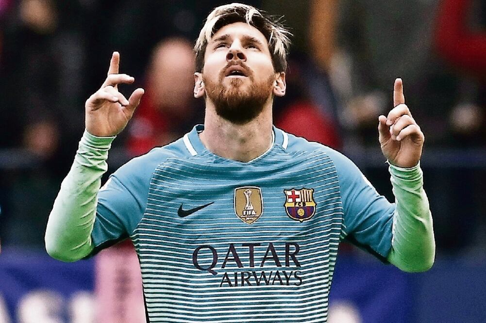 Lionel Messi ganó este año la Liga, la Copa del Rey y la Supercopa de España a nivel de clubes (JESÚS DIGES. EFE)