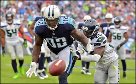 Jugador de Titans recibe amenazas por protestar en himno