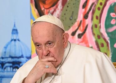 Papa Francisco lamenta muerte de Silvio Berlusconi y elogia su "temperamento enérgico"