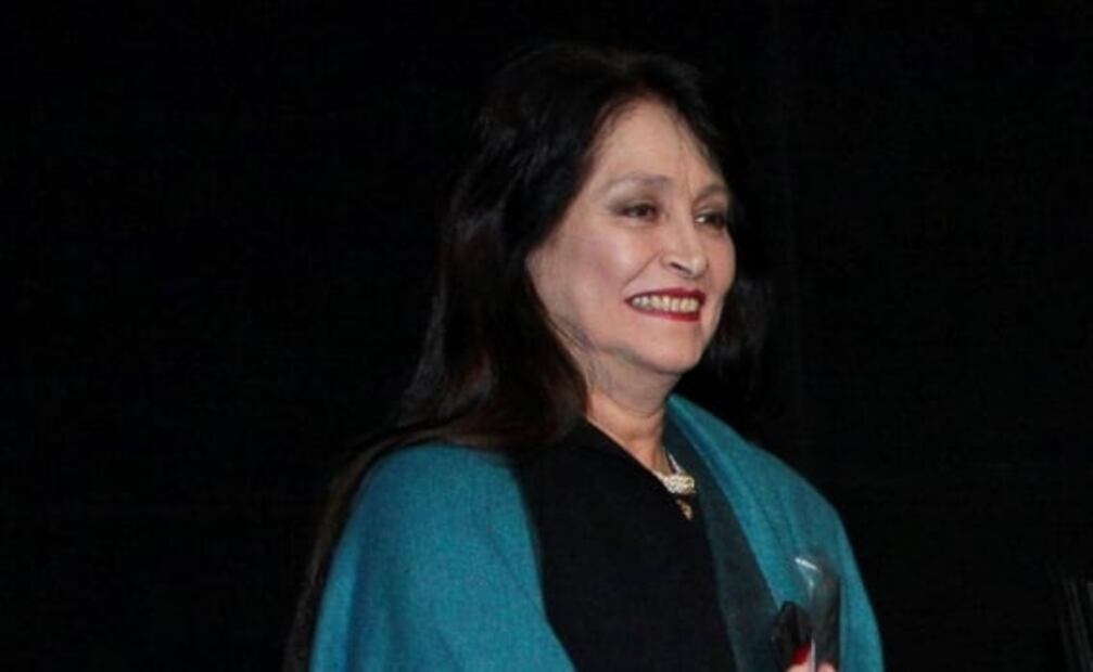 Daniela Romo cumple 63 años, así ha cambiado la cantante de la larga cabellera