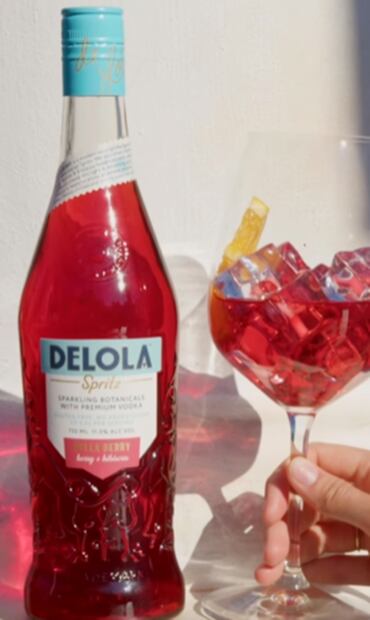 Deola es la bebida creada por Jennifer López. Foto: Vía Instagram.