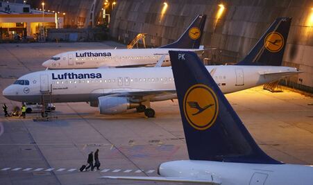 Pilotos de Lufthansa extienden su huelga