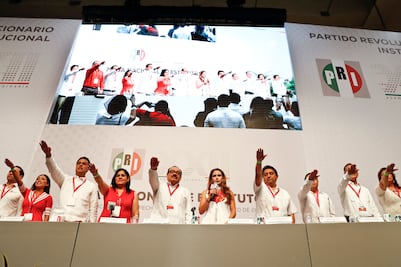 Pasarela tricolor en tierra mexiquense