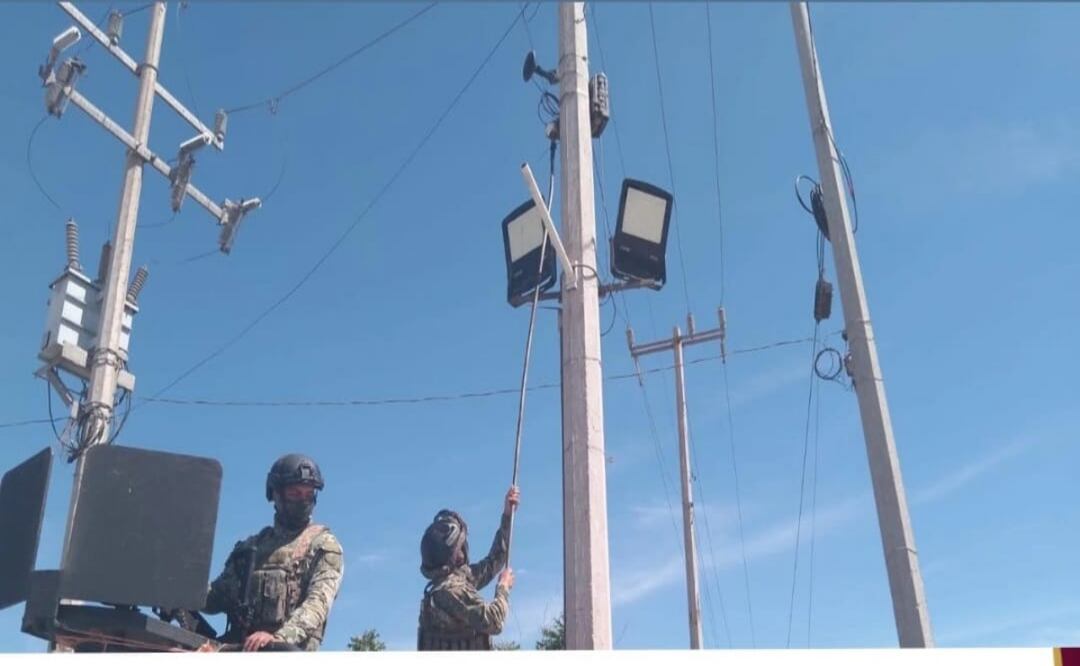 Vigilancia ilegal en Culiacán; más de 300 cámaras clandestinas fueron retiradas. Foto: Especial