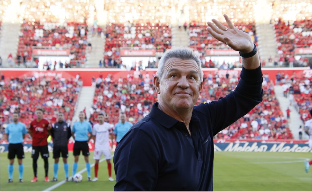 Javier Aguirre fue expulsado / FOTO: EFE