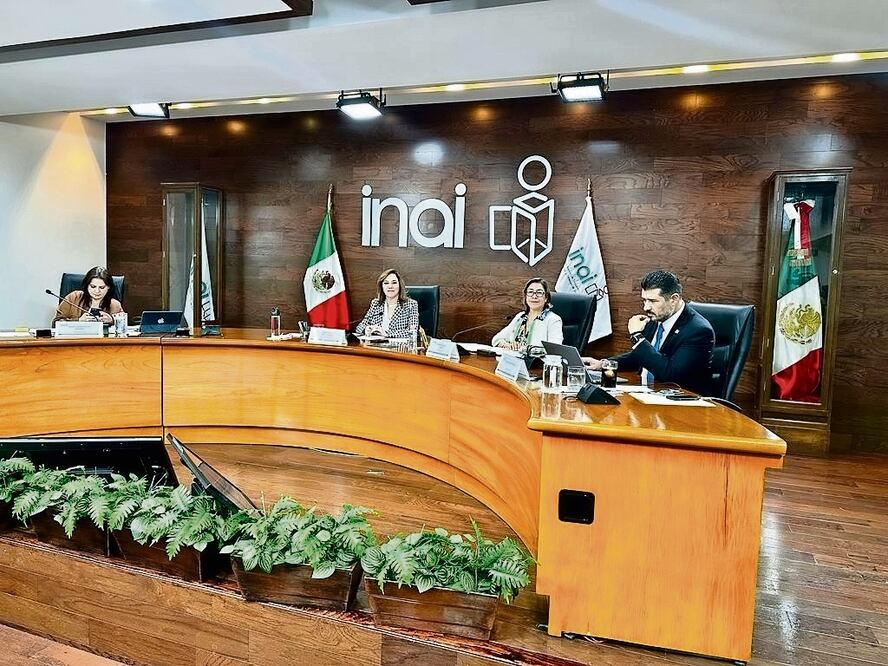 Inai celebra sesión con cuatro comisionados
