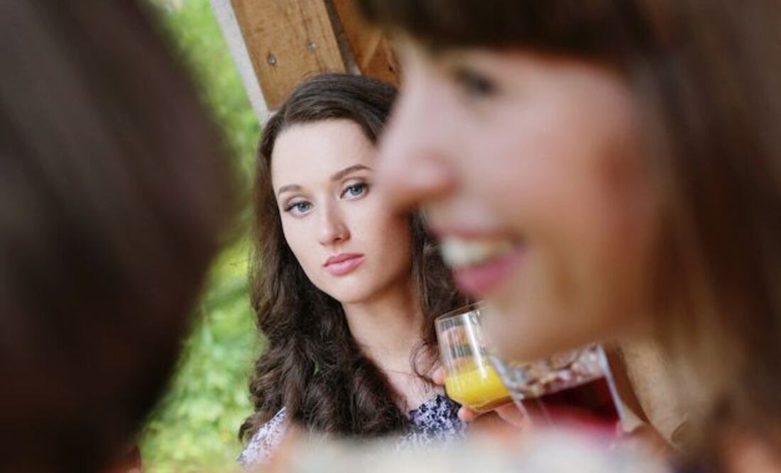 Los celos se desarrollan en función de nuestras experiencias y creencias. Fuente: Freepik.