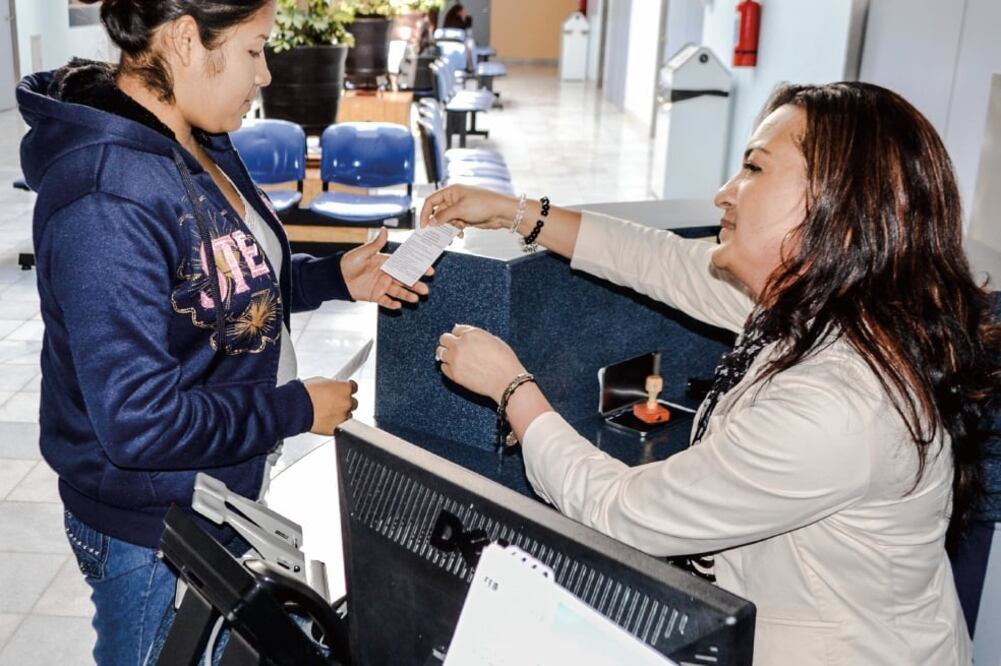 Repor te. Según la Secretaría de Salud estatal, en 2016 de 68 mil 497 embarazos, 18 mil 187 fueron en menores de 19 años. (SECRETARÍA DE SALUD)