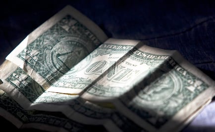 Dólar promedia en $18.67 en el aeropuerto de la CDMX