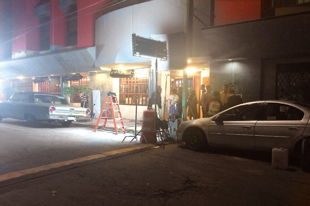 Locación. Se requirieron autos de la época para la grabación del programa que se estrenará en 2016 (JANET MÉRIDA. EL UNIVERSAL)