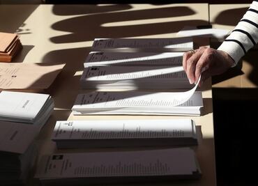 PSOE gana elecciones en España y ultraderechista Vox entra al Congreso: sondeos