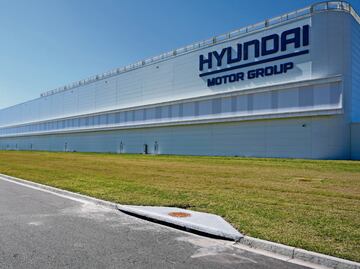 Megarredada en planta de Hyundai en EU deja 475 detenidos; reportan que se trata de 300 surcoreanos