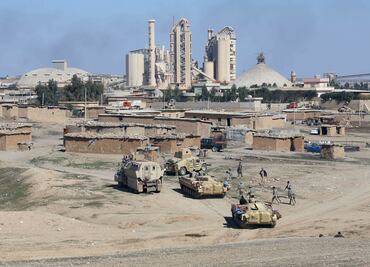 Líder del EI "está vivo" pero abanda Mosul ante avance de fuerzas iraquíes