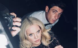 Madonna saluda en desfile a Alberto Guerra ...  pero ignora a Zuria Vega, la esposa del actor