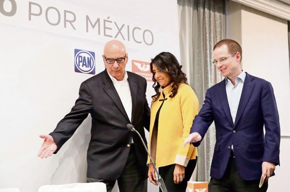 Este año perredistas y panistas buscan la Presidencia del país con Ricardo Anaya, y la capital del país con Alejandra Barrales (ARCHIVO ELUNIVERSAL)