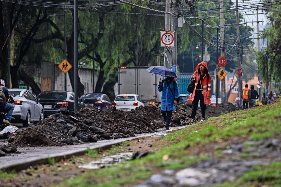 PREVÉN LLUVIAS FUERTES EN CDMX