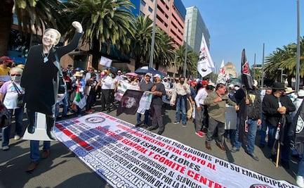 Inicia marcha conmemorativa al Día del Trabajo rumbo al Zócalo