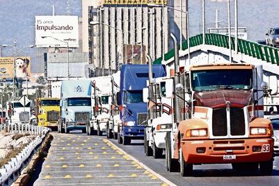 “Visión antimexicana” intensifica inspecciones de Texas a transporte de carga: Economía