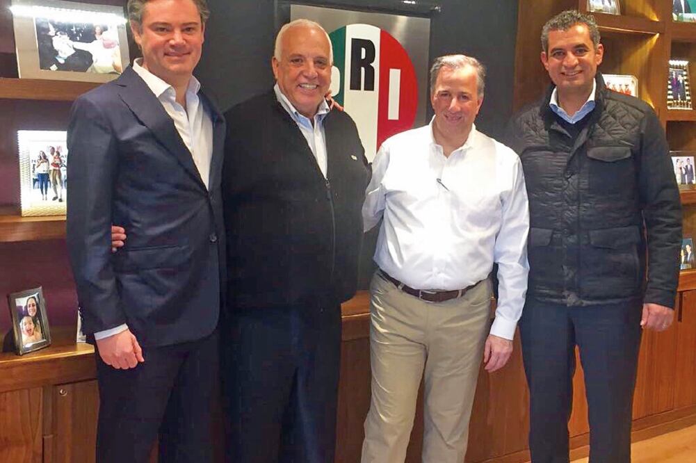 Refuerzan precampaña. José Ramón Martel (segundo de izq. a der.) se integró al equipo del precandidato José Antonio Meade Kuribreña (ESPECIAL)