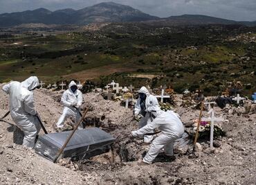 Mexico could release its complete COVID-19 death toll  in 2 years