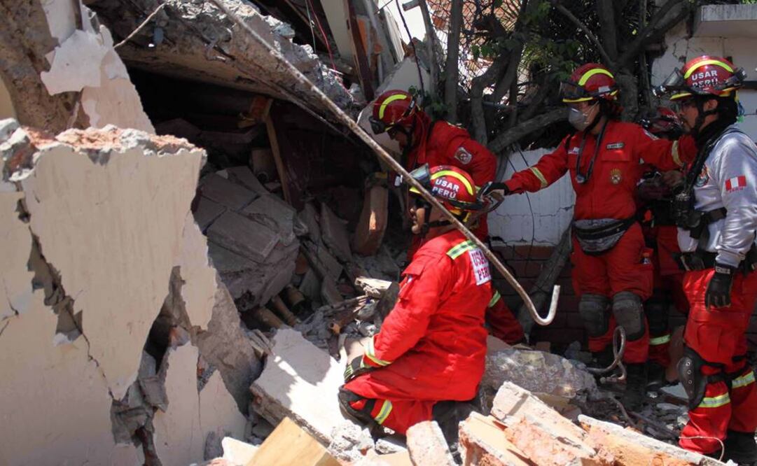 Muertos por terremoto en Ecuador suman 602