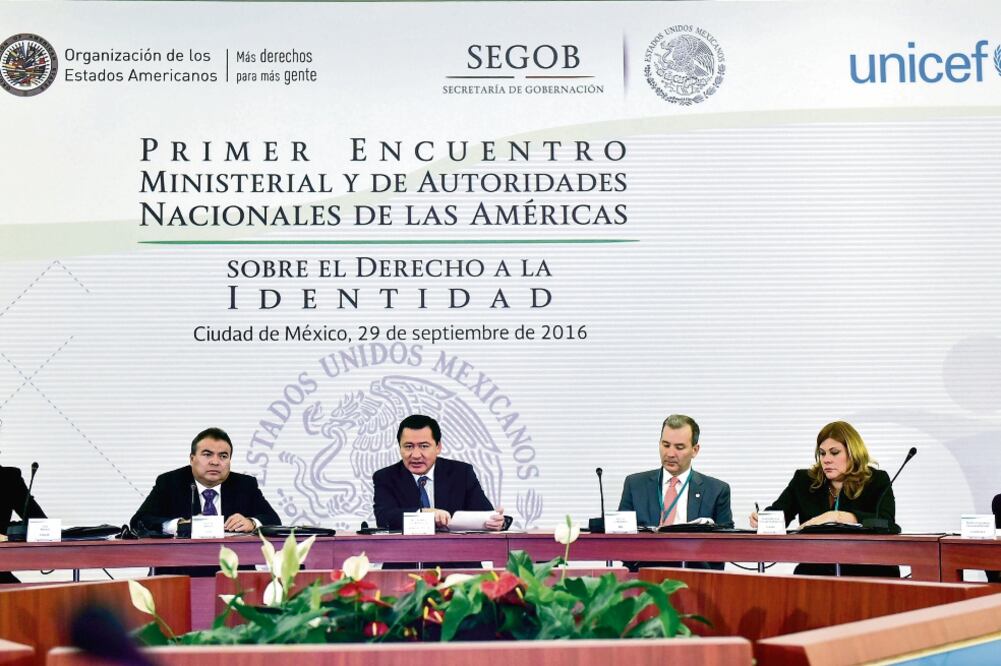 El secretario de Gobernación, Miguel Ángel Osorio Chong, participó ayer en la firma de la Declaración Ministerial y de Autoridades Nacionales de las América s sobre el derecho a la identidad (CUARTOSCURO)
