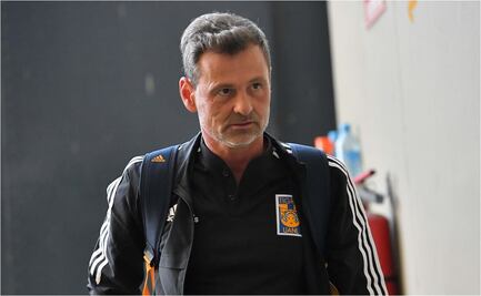 Diego Cocca queda fuera de los Tigres