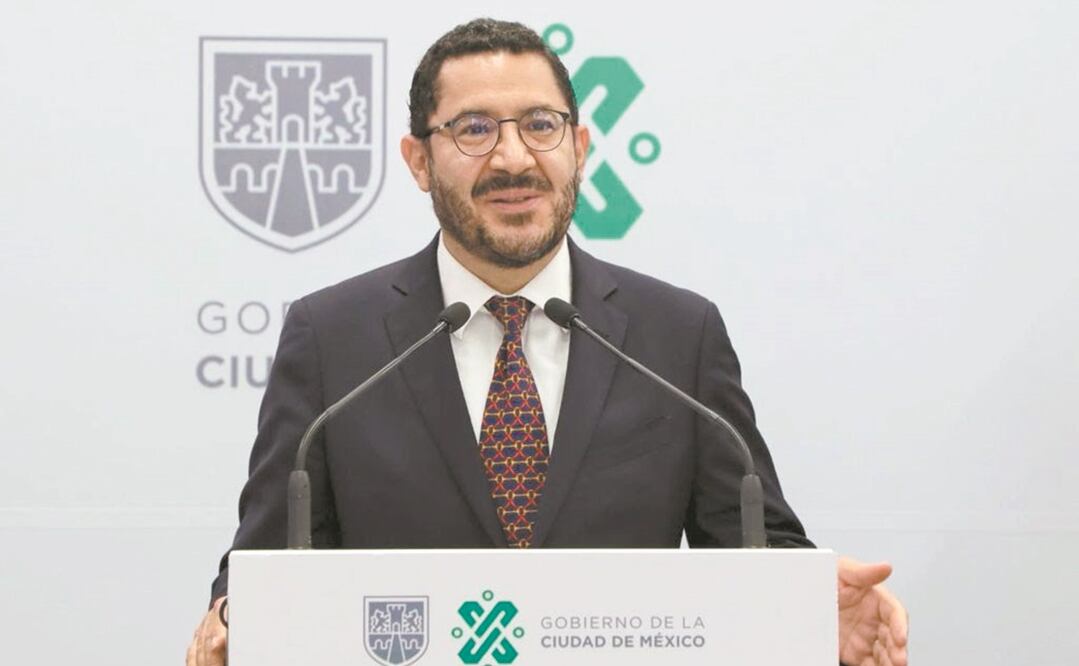 Martí Batres expuso que hay falta de comunicación entre los partidos políticos. Foto ESPECIAL