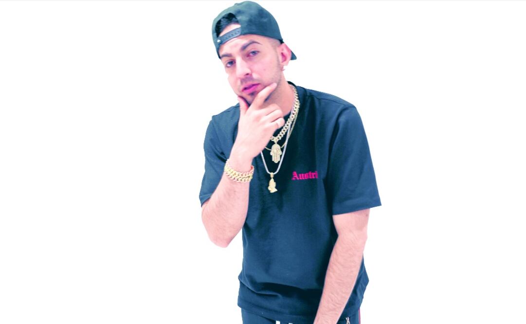 El intérprete y compositor estrenó el video del tema “Monstruo”. (Jorge Serratos.ELUNIVERSAL)