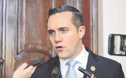 Alcalde es codiciado por el PRI y PAN