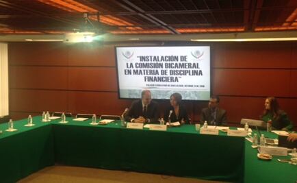 Senadores plantan a diputados y no se instala Comisión Antideuda