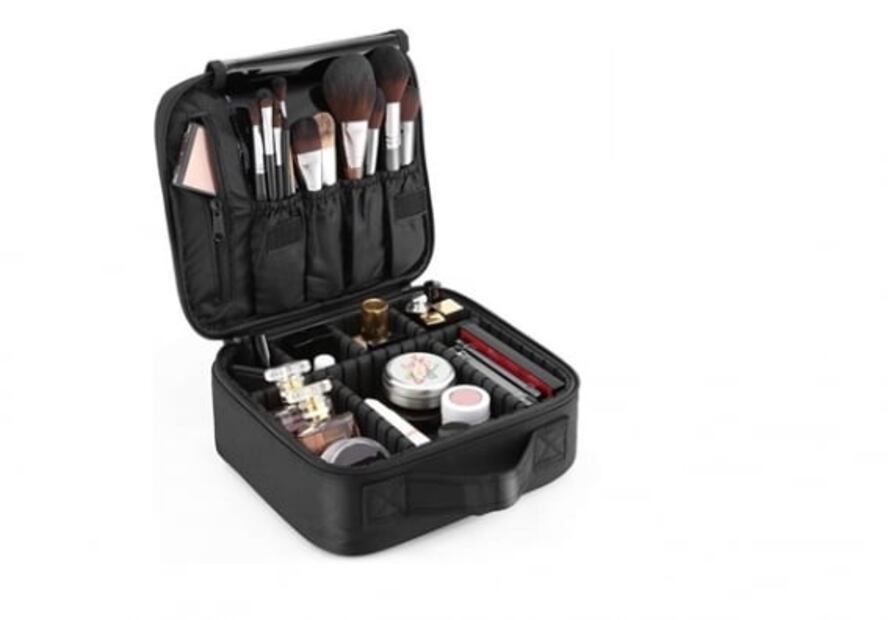 Accesorios para poner en orden maquillaje, ropa y zapatos