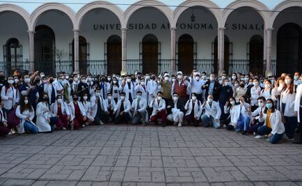 Apoyan 300 brigadistas universitarios jornadas de vacunación contra Covid-19 en Sinaloa