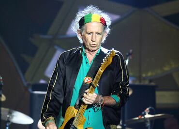 Llama “basura” a CD de The Beatles