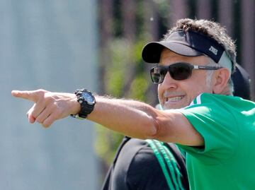 Osorio y Tite resolverán una cuenta pendiente en Rusia