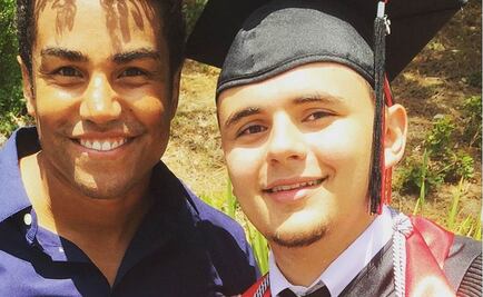 Hijo de Michael Jackson se gradúa con honores
