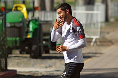 Rodolfo Pizarro le "mienta su madre" al América 