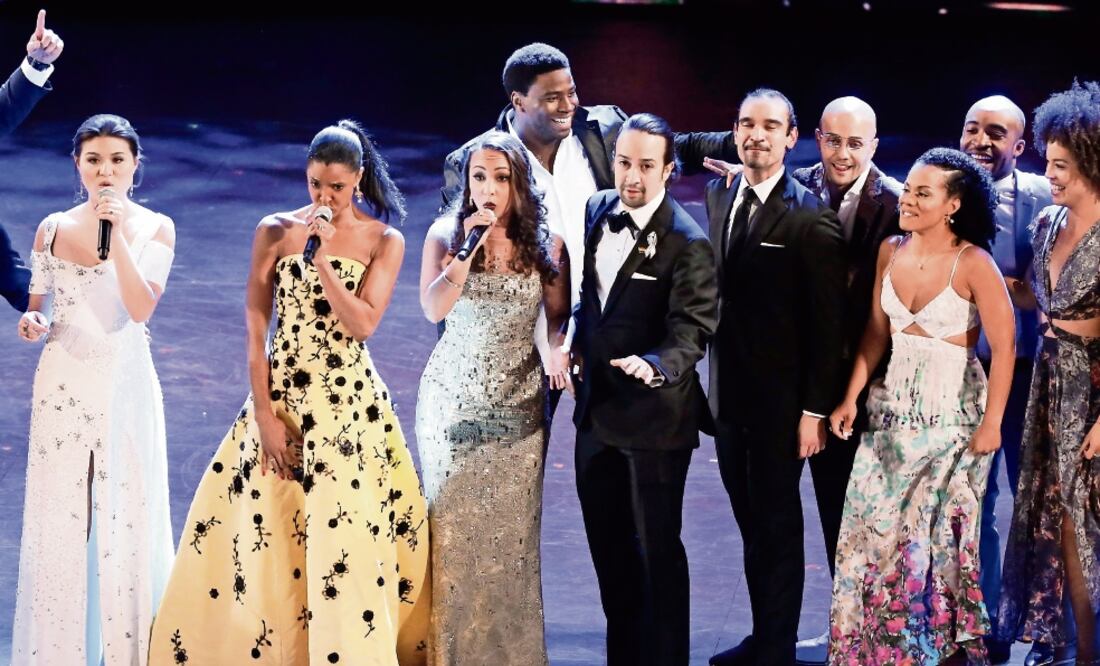 Hamilton se llevó 11 estatuillas, entre ellas musical, libreto, música, protagonista y actores de reparto (LUCAS JACKSON. REUTERS)