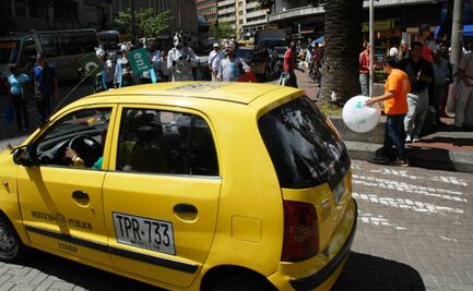Taxista mata a asaltantes y se entrega ante las autoridades en Colombia