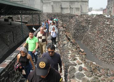 Convictos próximos a obtener su libertad visitan el Templo Mayor