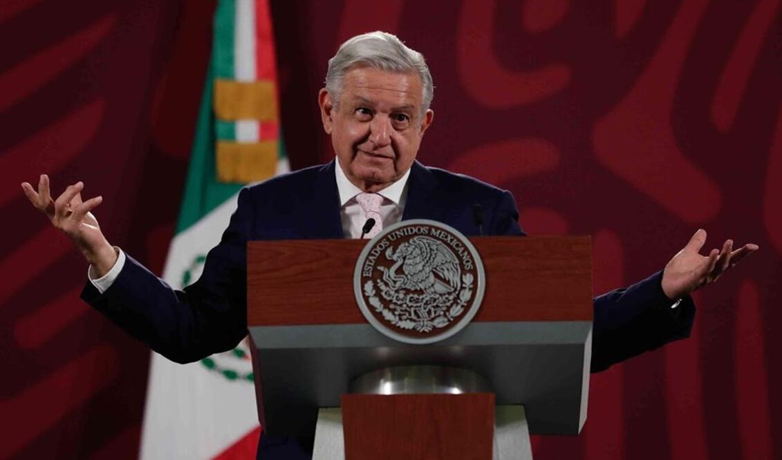 López Obrador aseguró que en esta caso “están enseñando el cobre” y desconocen que “los nacos estamos de moda”. Foto: Diego Simón Sánchez