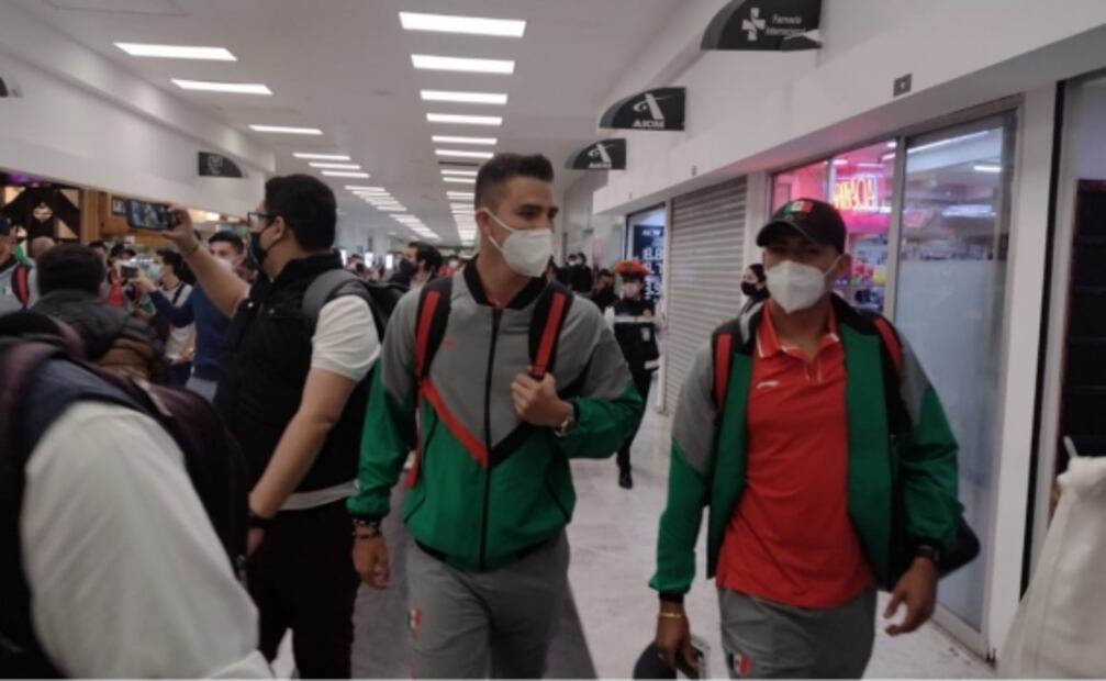 'Vamos por medalla', lo que dijeron los seleccionados olímpicos al partir a Japón 