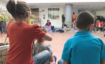 Authorities find U.S.-bound immigrants smuggled in semi-trailer containers